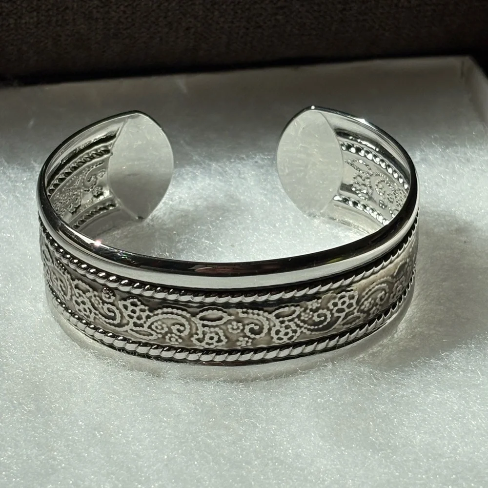 Silver Tone Metal Cuff Bracelet